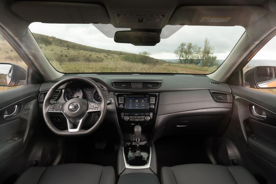 Торпедо Nissan X-Trail (T32) 2018 года  (CIS) (фото 12 из 40)